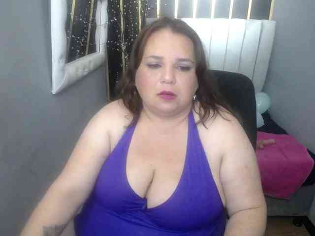 koral-busty webcam