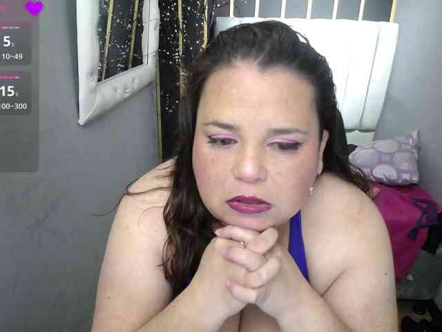 koral-busty webcam