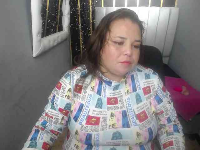 koral-busty webcam
