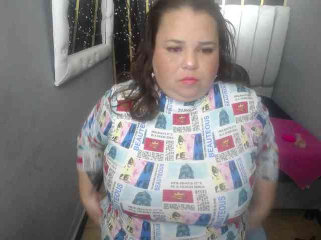 koral-busty webcam