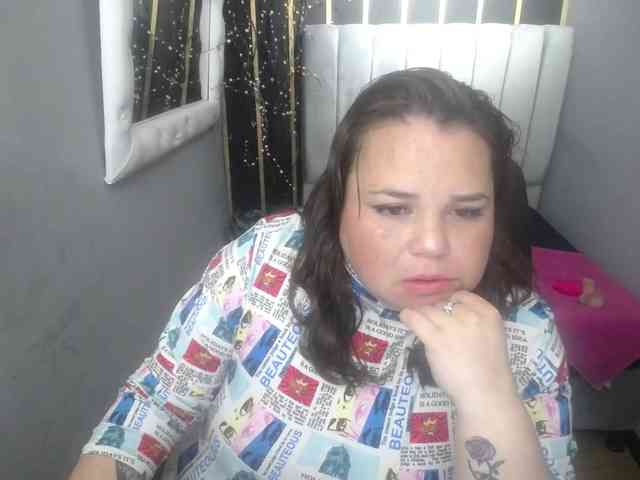 koral-busty webcam