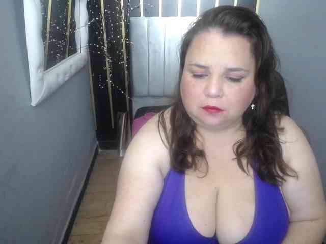 koral-busty