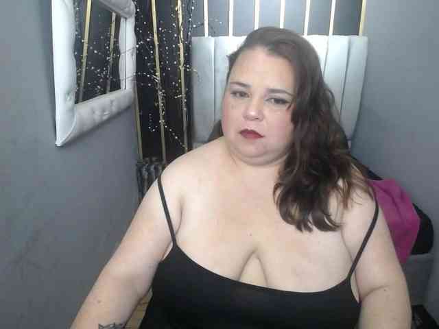 koral-busty webcam