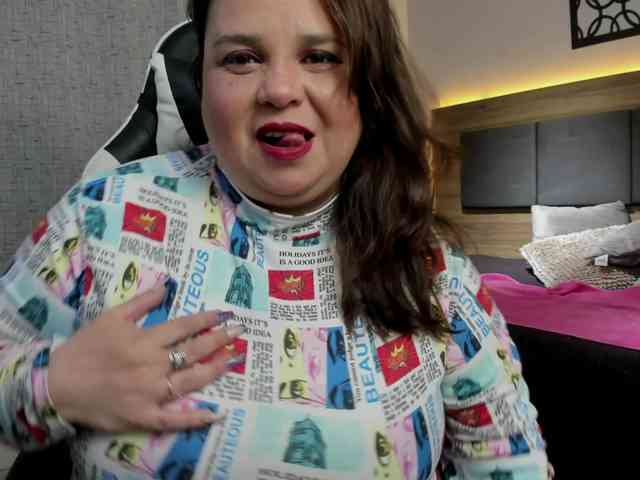 koral-busty webcam