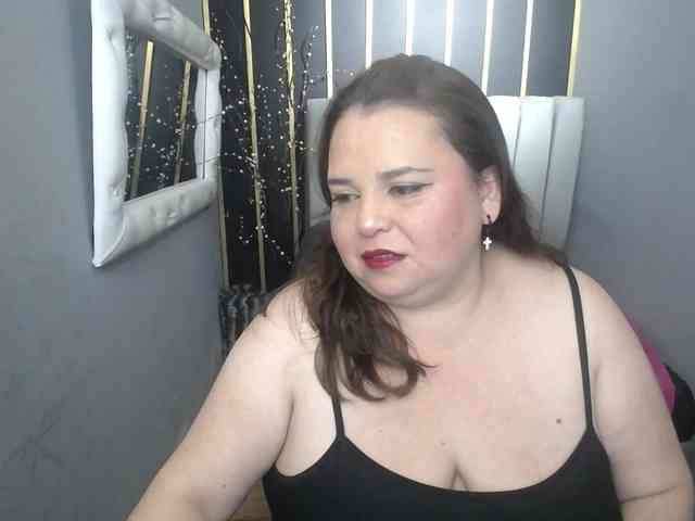 koral-busty webcam