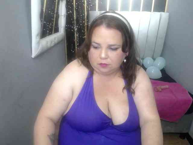 koral-busty webcam