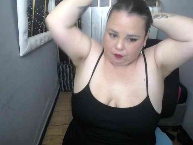 koral-busty