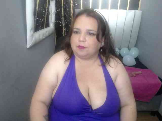 koral-busty webcam
