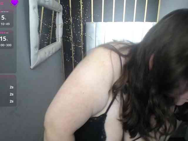 koral-busty webcam