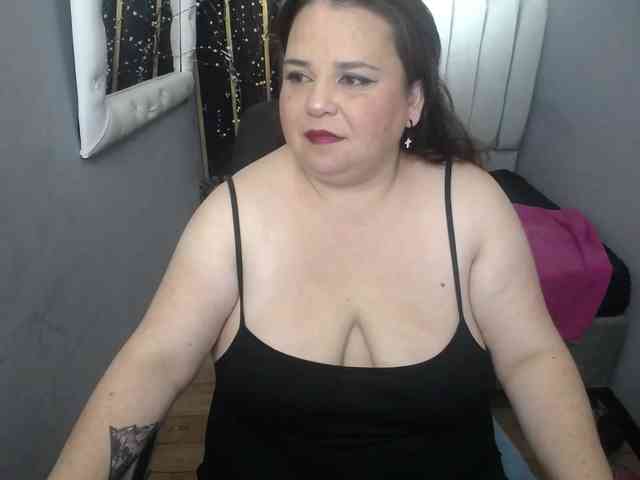 koral-busty Live Webcam on BongaCams