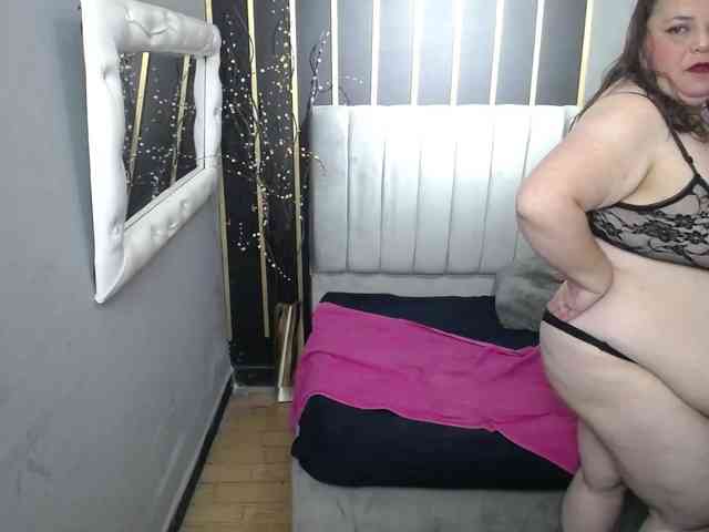 koral-busty webcam
