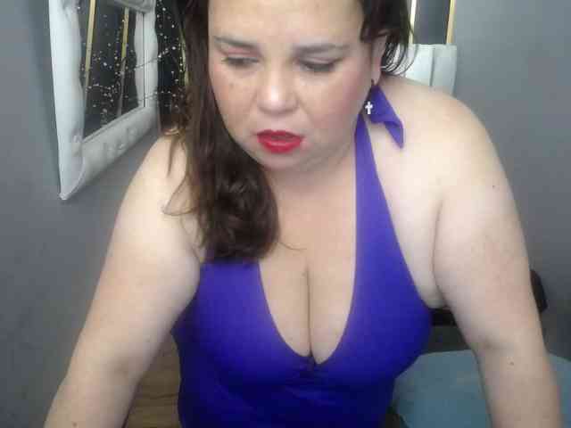 koral-busty