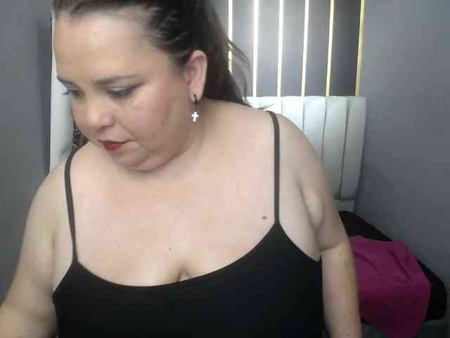 koral-busty webcam