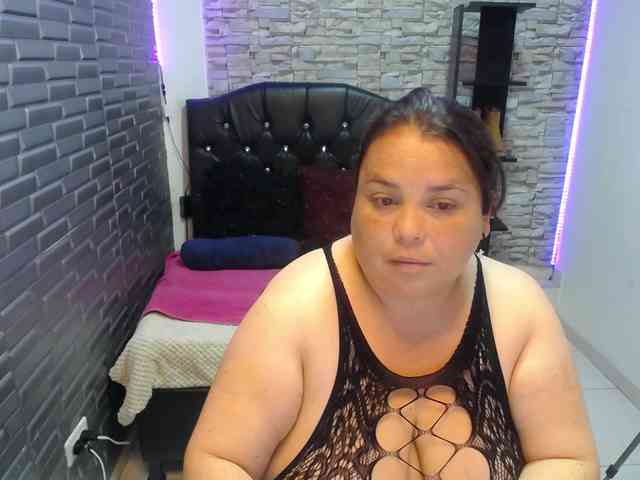 koral-busty webcam