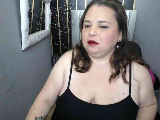 koral-busty webcam