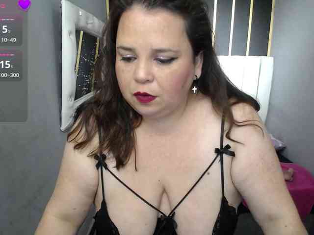 koral-busty webcam