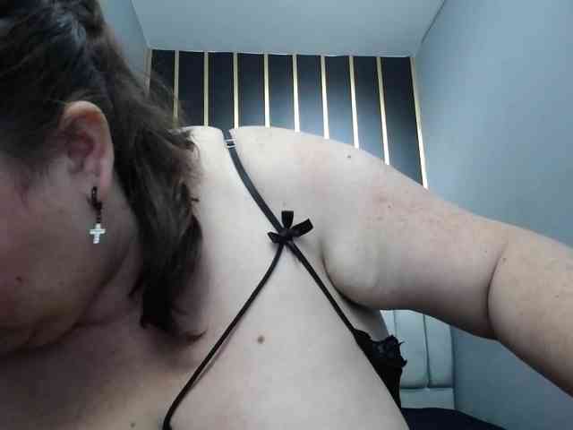 koral-busty webcam
