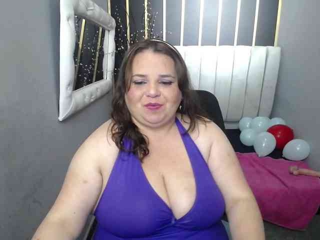 koral-busty webcam