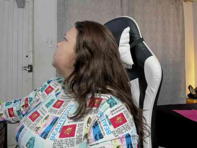 koral-busty webcam