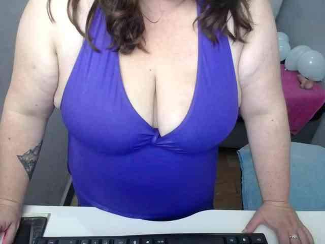 koral-busty webcam