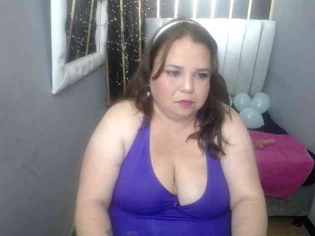 koral-busty webcam