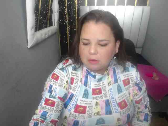 koral-busty webcam