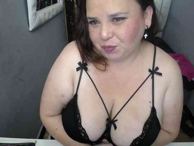 koral-busty webcam