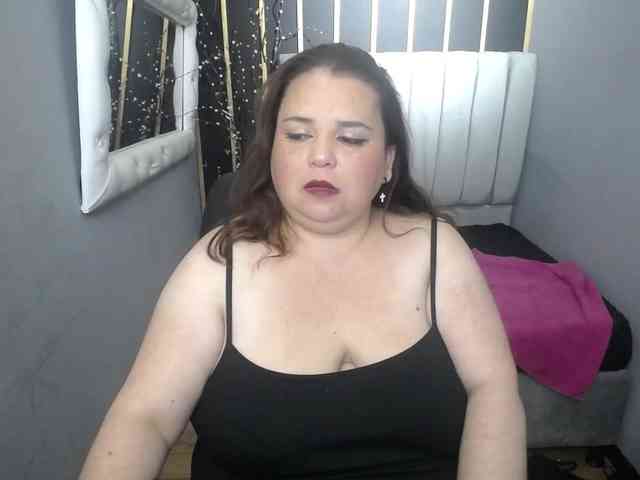 koral-busty webcam