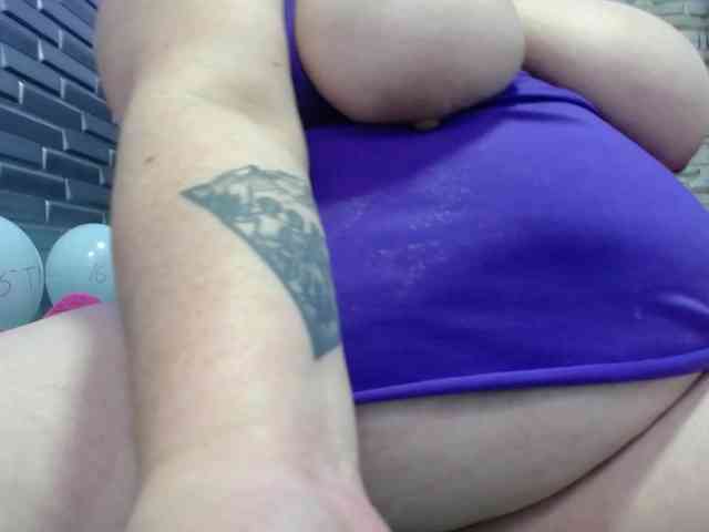 koral-busty