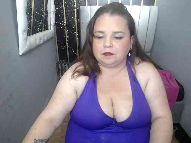 koral-busty webcam
