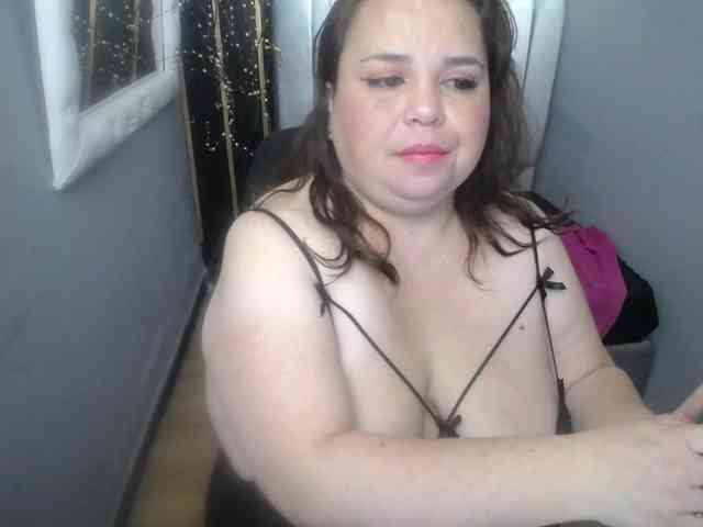 koral-busty webcam