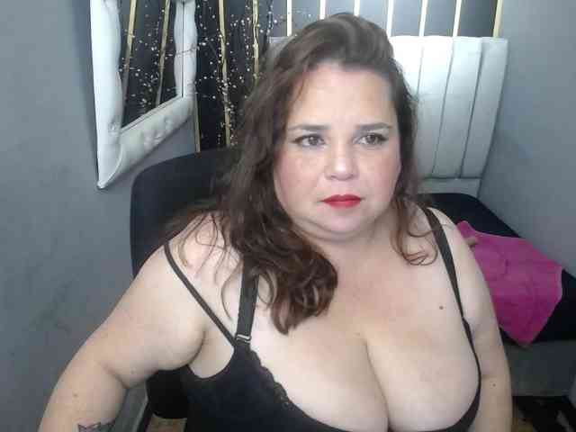 koral-busty