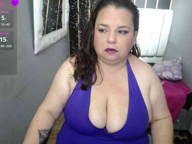 koral-busty webcam