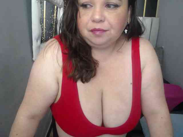 koral-busty