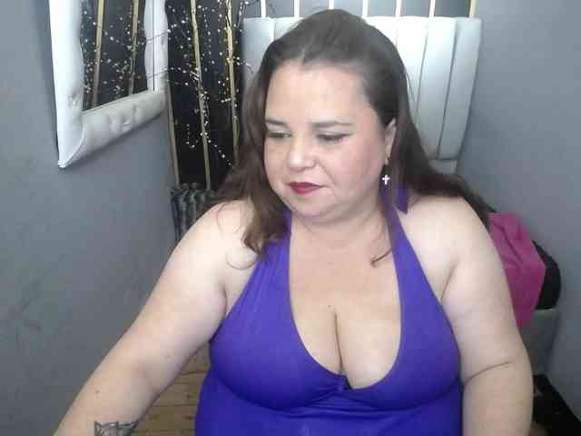 koral-busty webcam