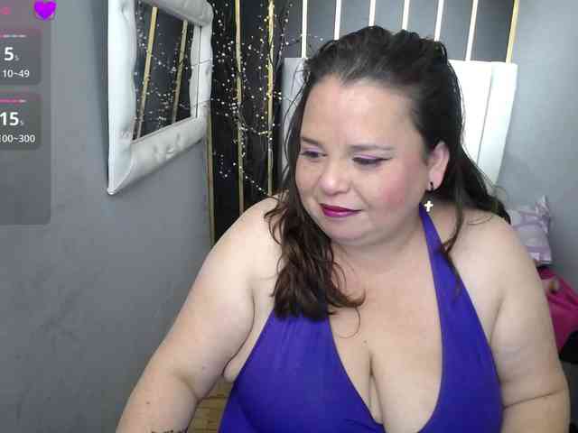 koral-busty webcam