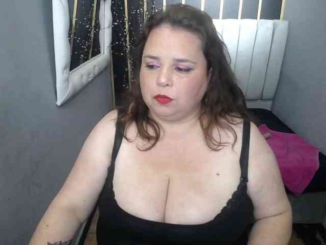 koral-busty webcam