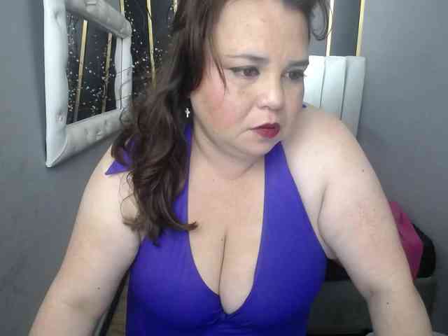 koral-busty webcam