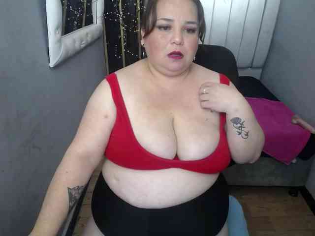 koral-busty webcam
