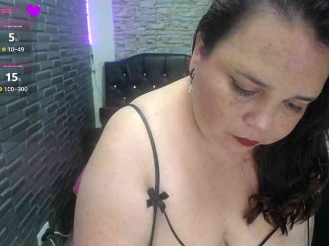 koral-busty