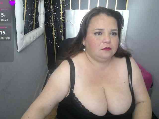 koral-busty