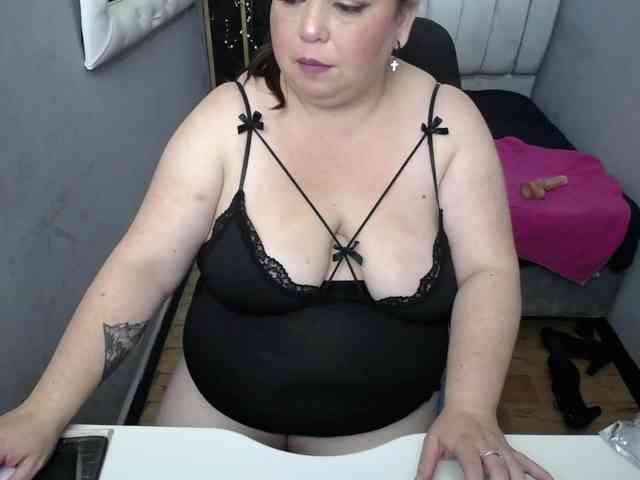 koral-busty