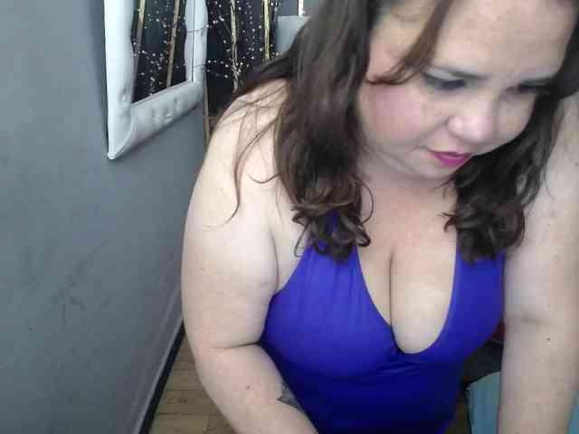 koral-busty webcam