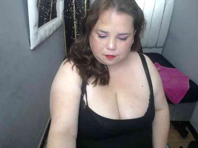 koral-busty