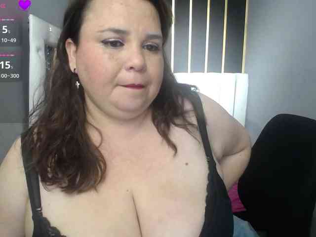koral-busty webcam