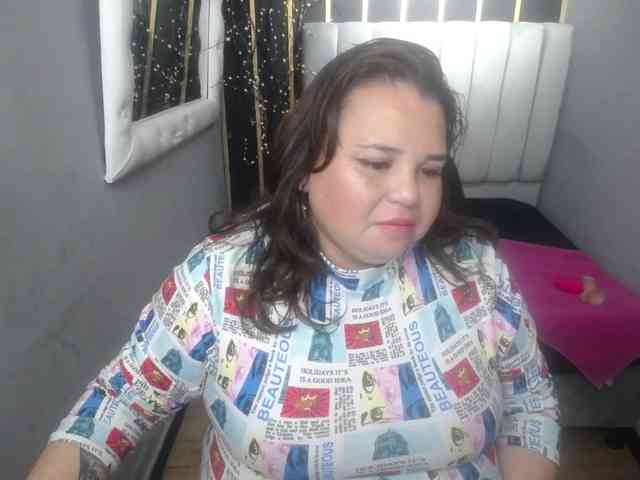 koral-busty webcam