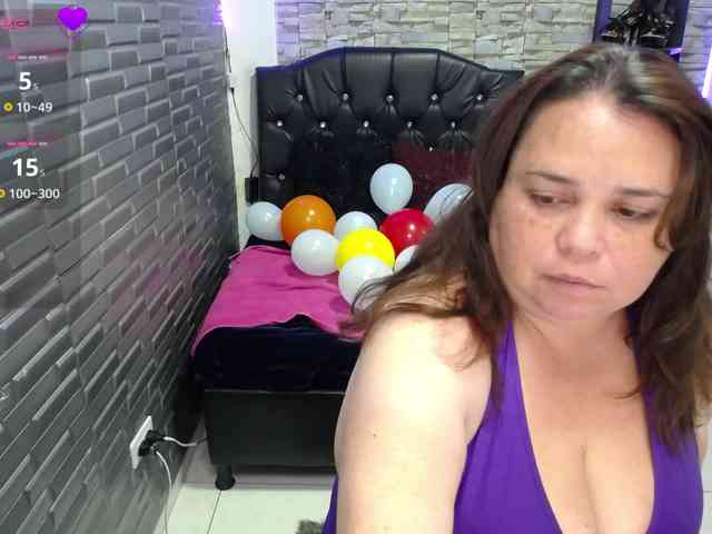 koral-busty