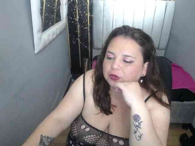 koral-busty
