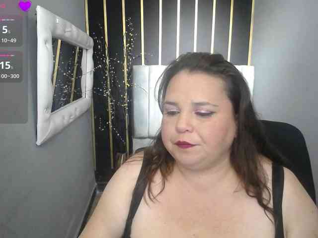 koral-busty webcam