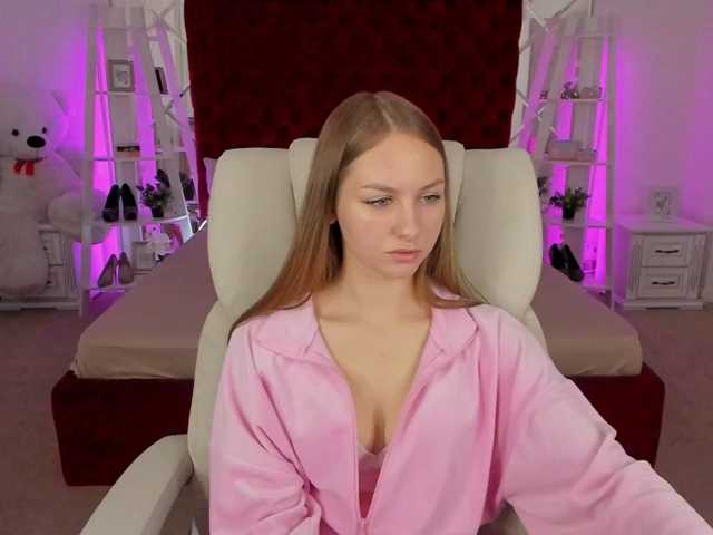 MilaAddam live cam on BongaCams